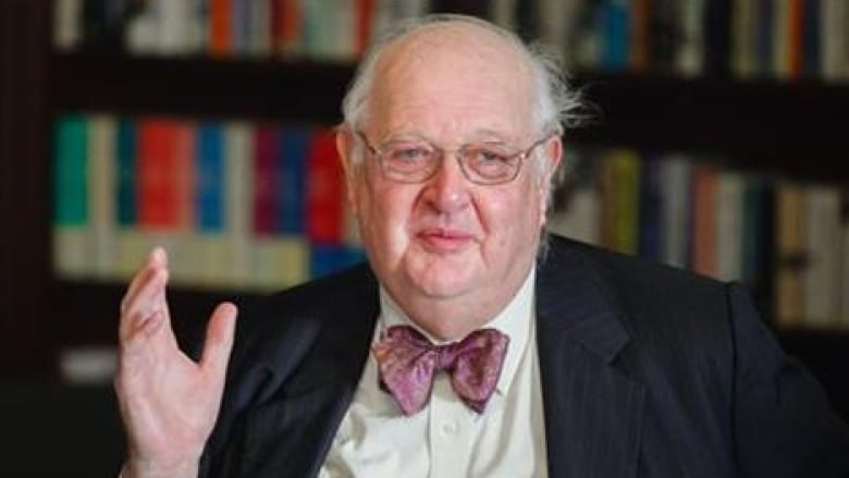 Nobel in economics 2015: Angus Deaton of Princeton wins for work on