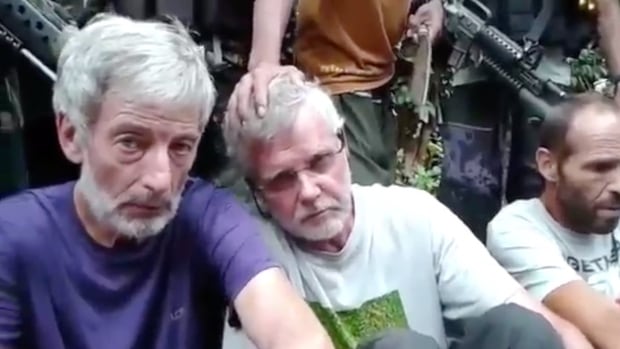 Canadian hostages Robert Hall John Risdel Oct 15 2015