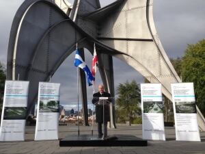 robert poeti jean drapeau park
