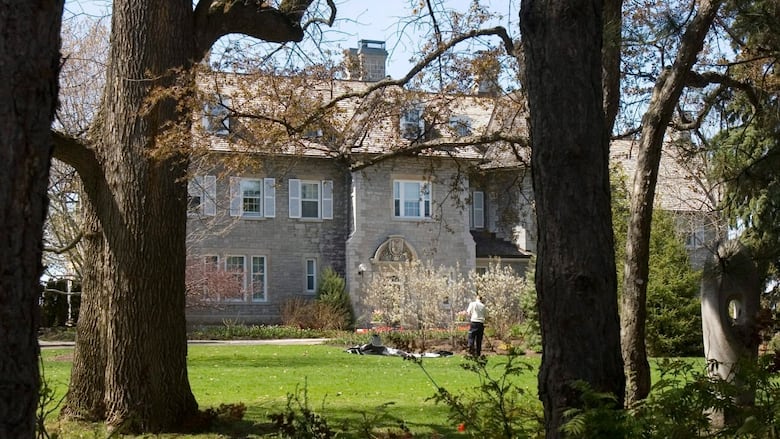 An inspection report says 24 Sussex 