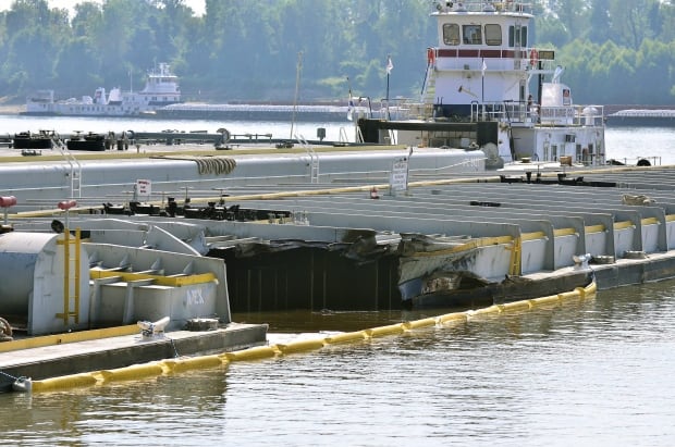 Mississippi River Oil Spill