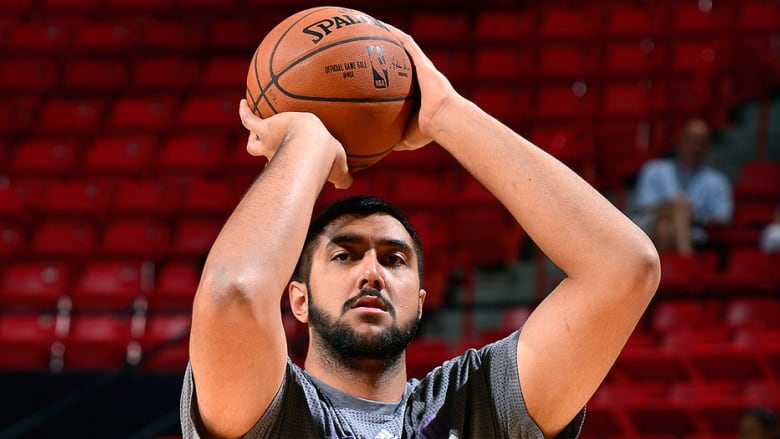 Sim Bhullar, Keanau Post, Ashton Smith headline Raptors 905 roster ...