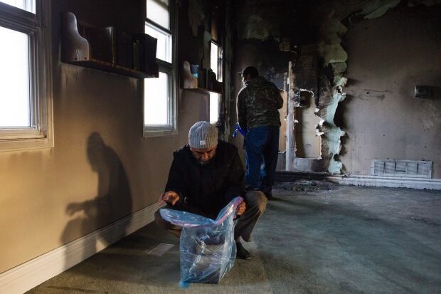 Mosque Fire 20151115