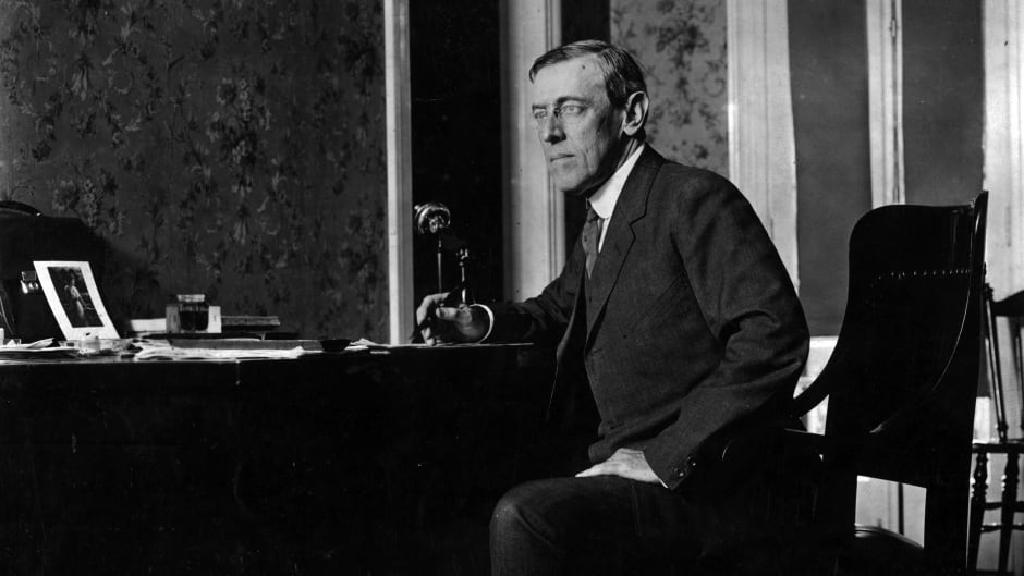 circa 1916: Woodrow Wilson (1856 - 1924) the 28th President of the United States of America.