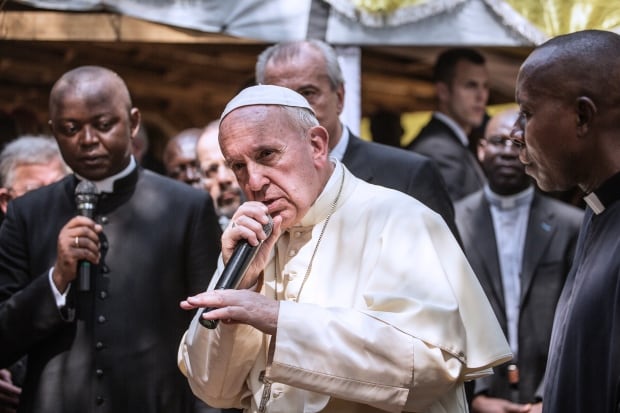 2015 photos of the year Pope Francis pope bars meme Nov 29 CAR africa visit