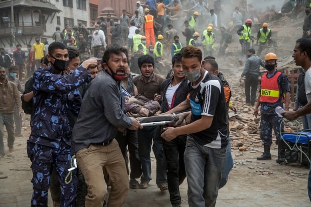 2015 year in photos Nepal earthquake April 25 Kathmandu rescue