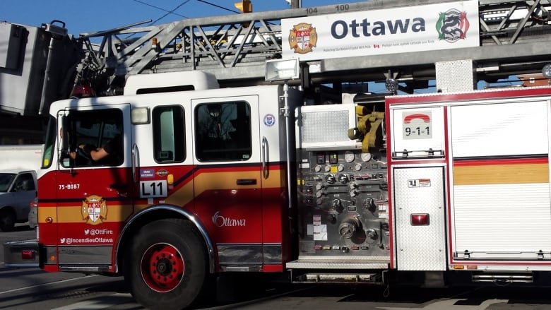 Tow Truck Ottawa >> Ottawa Tow Truck Driver Charged For Allegedly Racing Behind Tow Truck Ottawa >> Ottawa Tow Truck Driver Charged For Allegedly Racing Behind