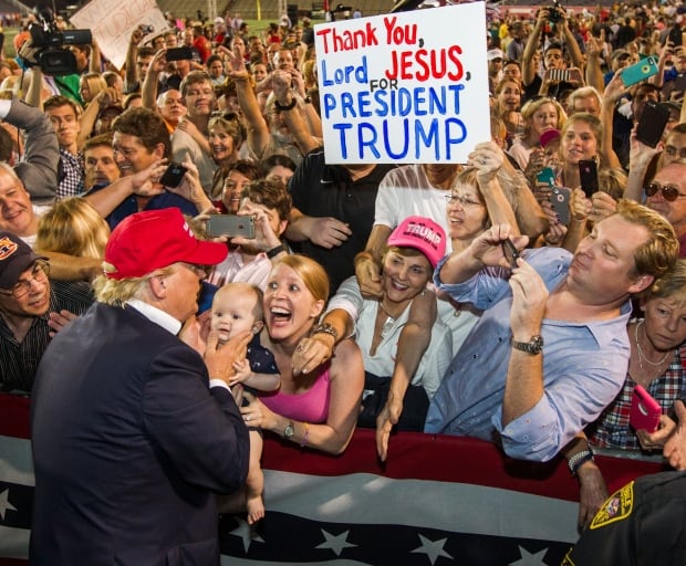 2015 photos of the year Donald Trump Aug 21 Mobile Ala rally
