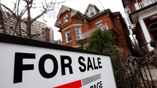 Financial experts warn there are pitfalls to look out for when selling your home in retirement.