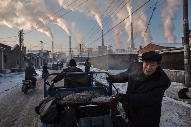 2015 photos of the year Nov 26 China smog Shanxi coal fired plants