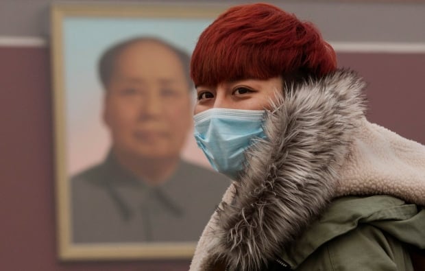 2015 photos of the year Beijing red alert smog Nov 30