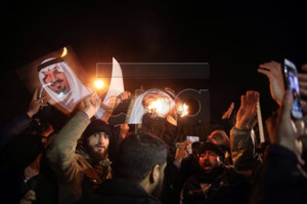 Tehran protest at Saudi Arabia embassy