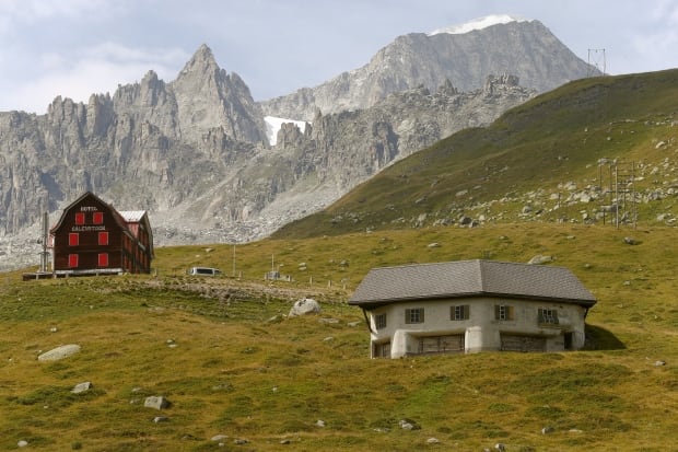 SWISS-BUNKERS/WIDERIMAGE