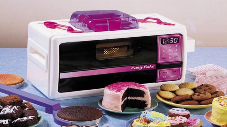 Remembering the Easy Bake Oven