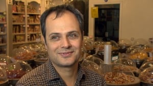 Mousa Jafarbeiglou Ayoub's Dried Fruit and Nuts