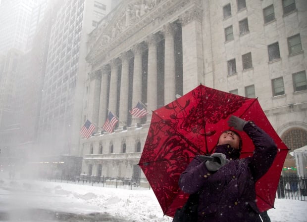APTOPIX Big Snow Storm New York