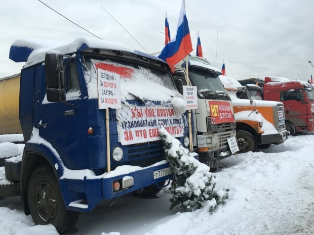 Truckers protest Moscow