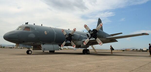 Canadian CP-140 Aurora in Italy
