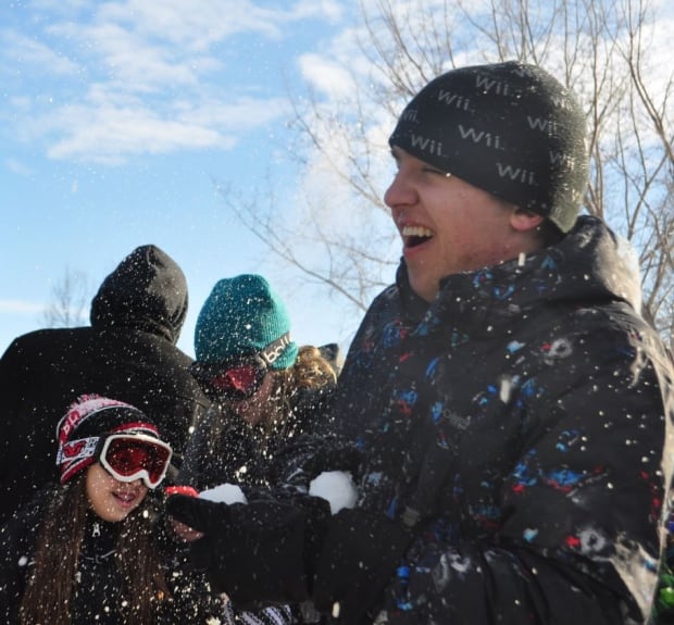 Snowball Fight 4
