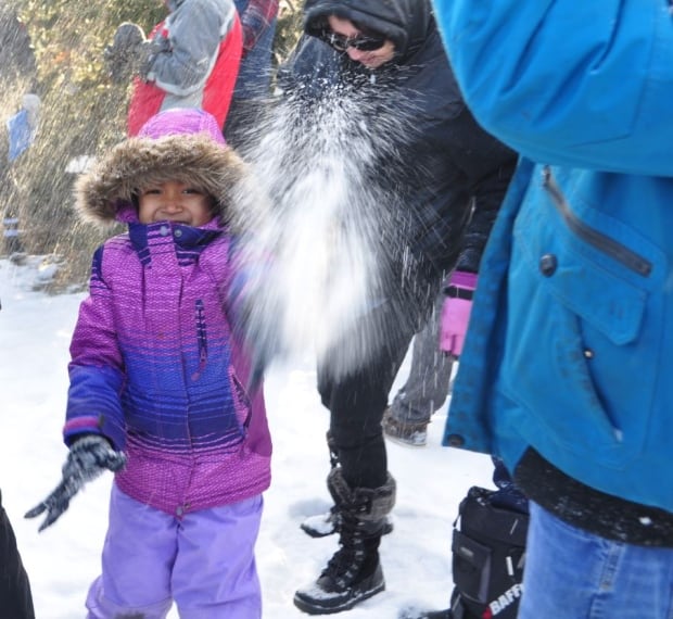snowball fight 19