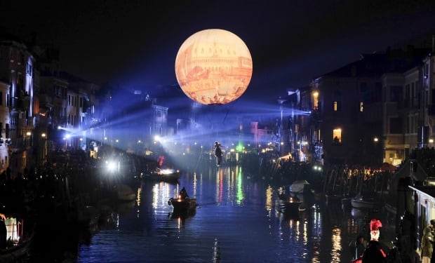 ITALY CARNIVAL VENICE