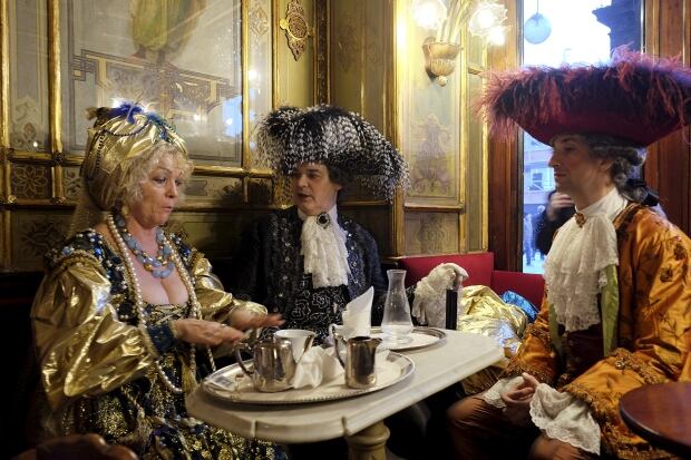 VENICE CARNIVAL costumes
