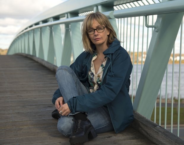 Lucy DeCoutere