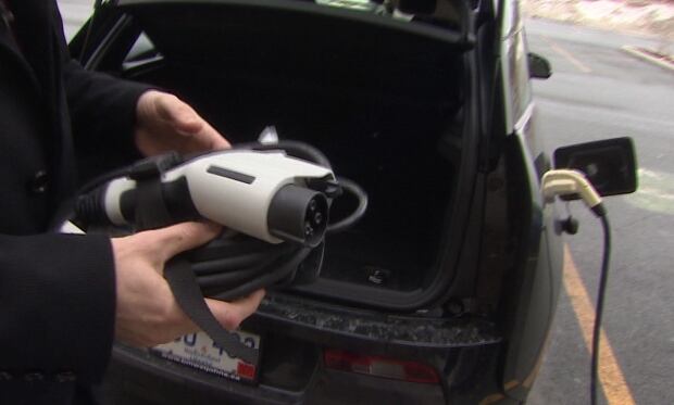 Electric vehicle charger
