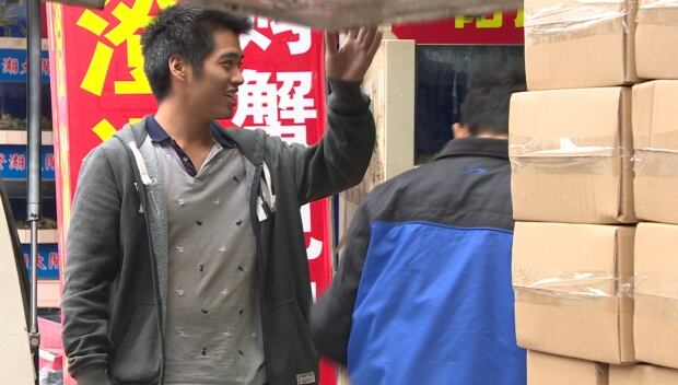 Loading seafood in Shanghai