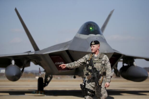 NORTHKOREA-SATELLITE/FIGHTERS