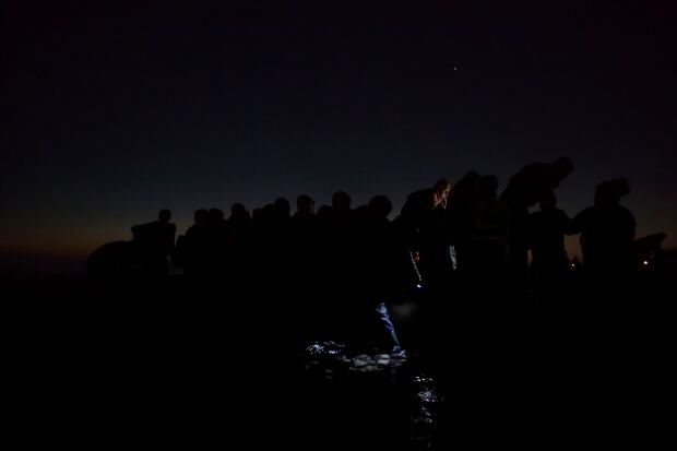 World Press Photo 2016 2nd place general news winner by Paul Hansen