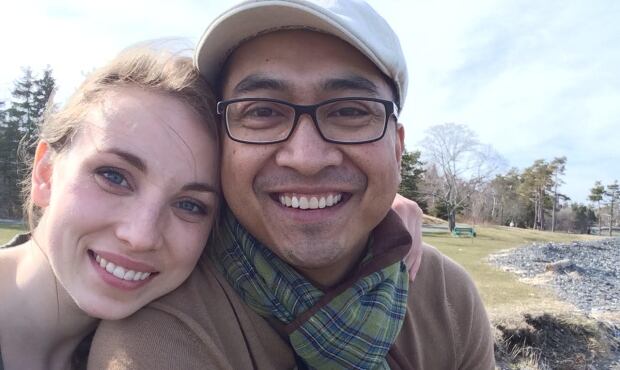 Jonathan Horng and fiancee Taylor Wood