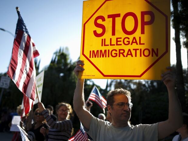 TRUMP-LATINOS/
