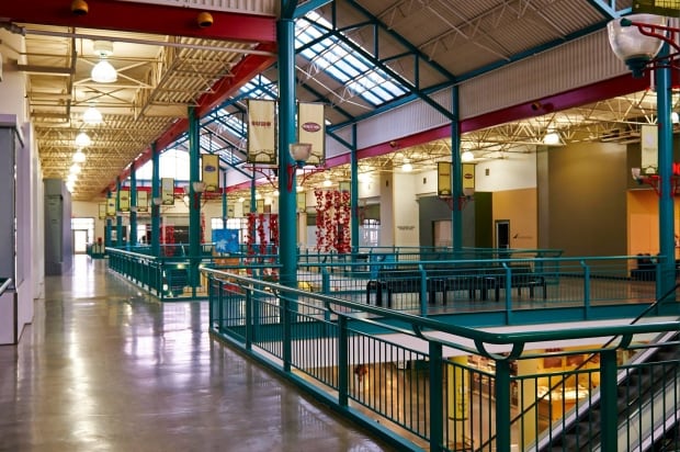 Eau Claire Market, Calgary