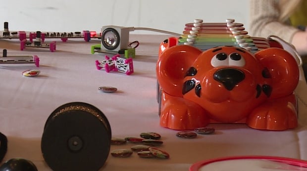 RPM jam session, toys and magnetic noise makers