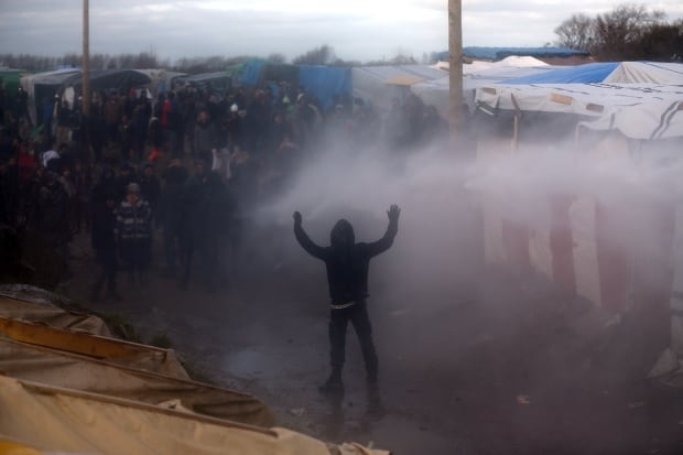 Calais Jungle refugee camp removed Feb 29 2016 89525224 activists sprayed