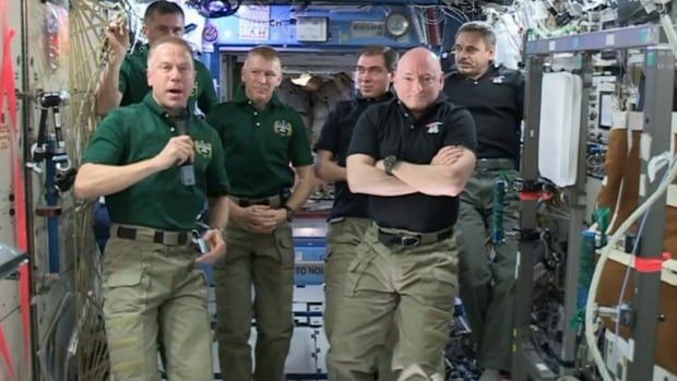 ISS command handover