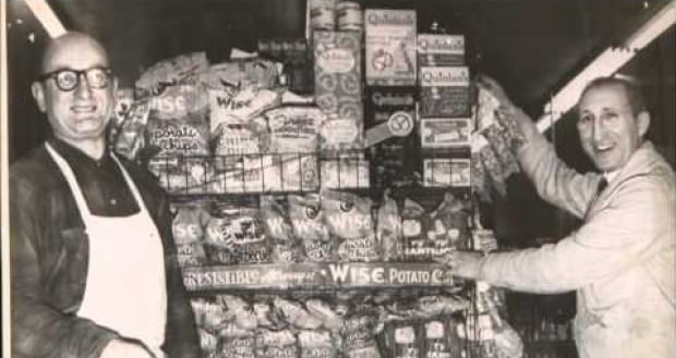 Earl Wise Sr