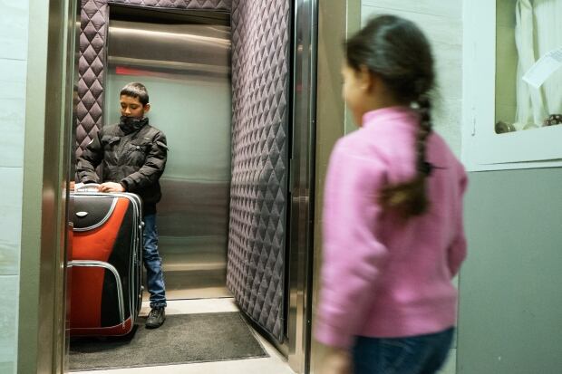 syria refugees jehad and hala