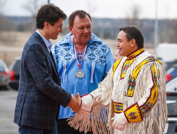 Trudeau Ceremonial Chief 20160304