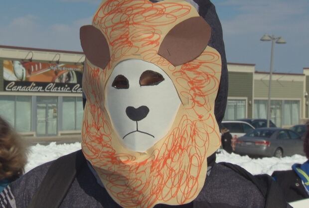Papanack Zoo closure protest Sunday Wendover Ottawa March 6 2016