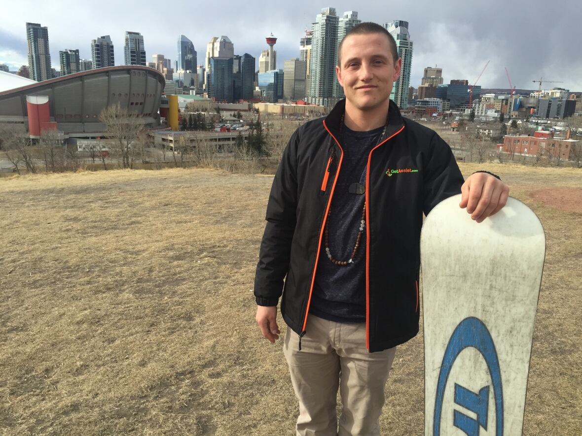 Extreme snowboarder Kael Hill grinds through crazy stunts in snowfree