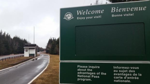 P.E.I. National Park season pass holders can enter automatically this summer; Some park visitors have been neglecting to pay entrance fees, CBC has learned\.