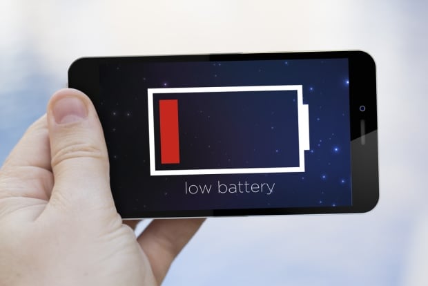 Smartphone low battery 271909103