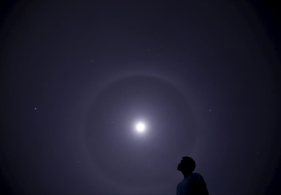 WIP NEPAL-Kathmandu March 15 2016 lunar halo