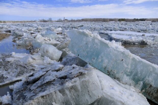 Highway 4 bridge, Red River ice jam