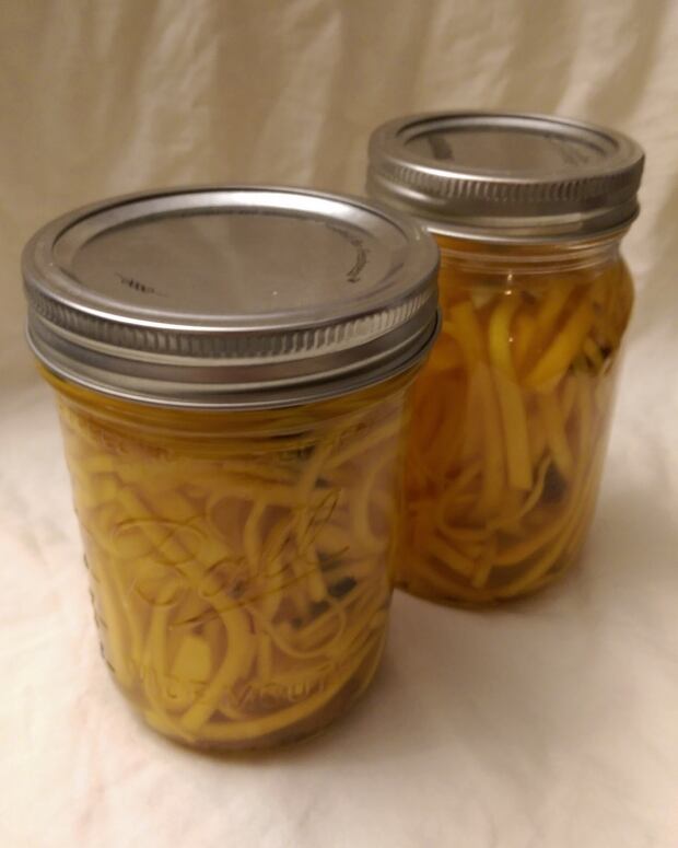mason jar raw pickle butternut squash pickles