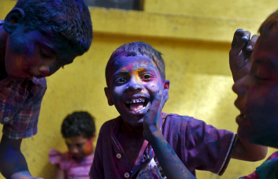 Holi 2016 Hindu colour festival Mumbai March 23