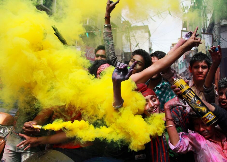 India Holi Festival Jammu March 23 2016