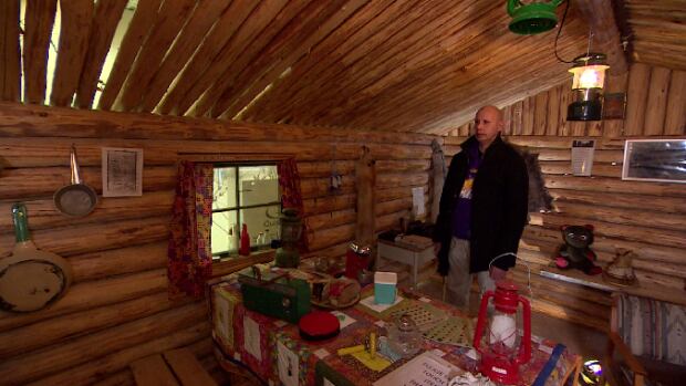 La Loche feature story cabin